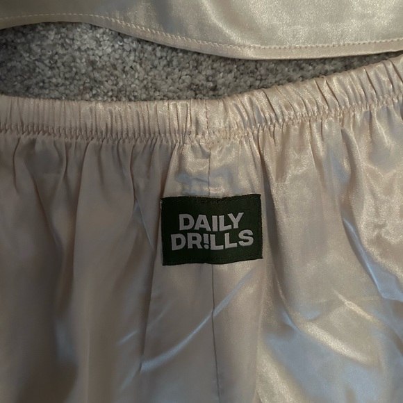 Daily Drills Champagne Silky Boxer & Button Up Set S/M - Picture 4 of 5